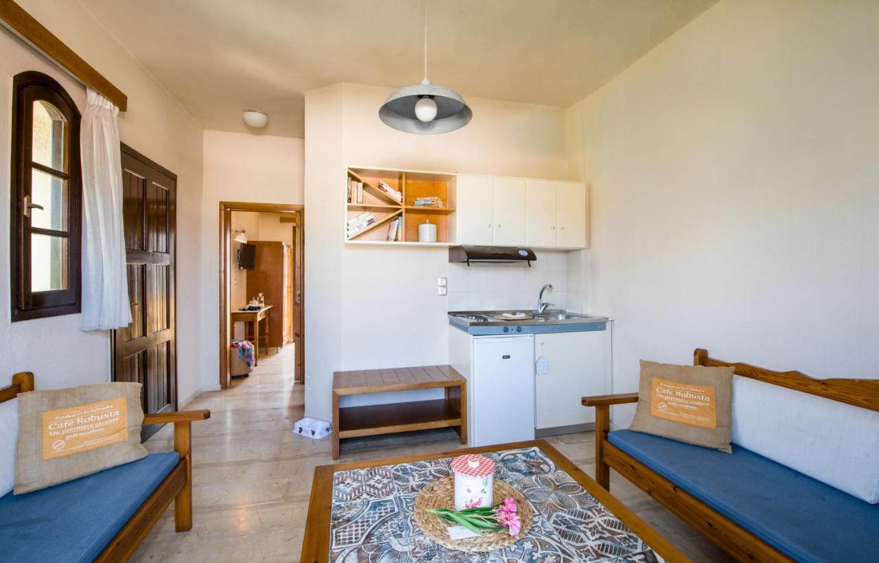 Evangelos Apartments Платаньяс Экстерьер фото